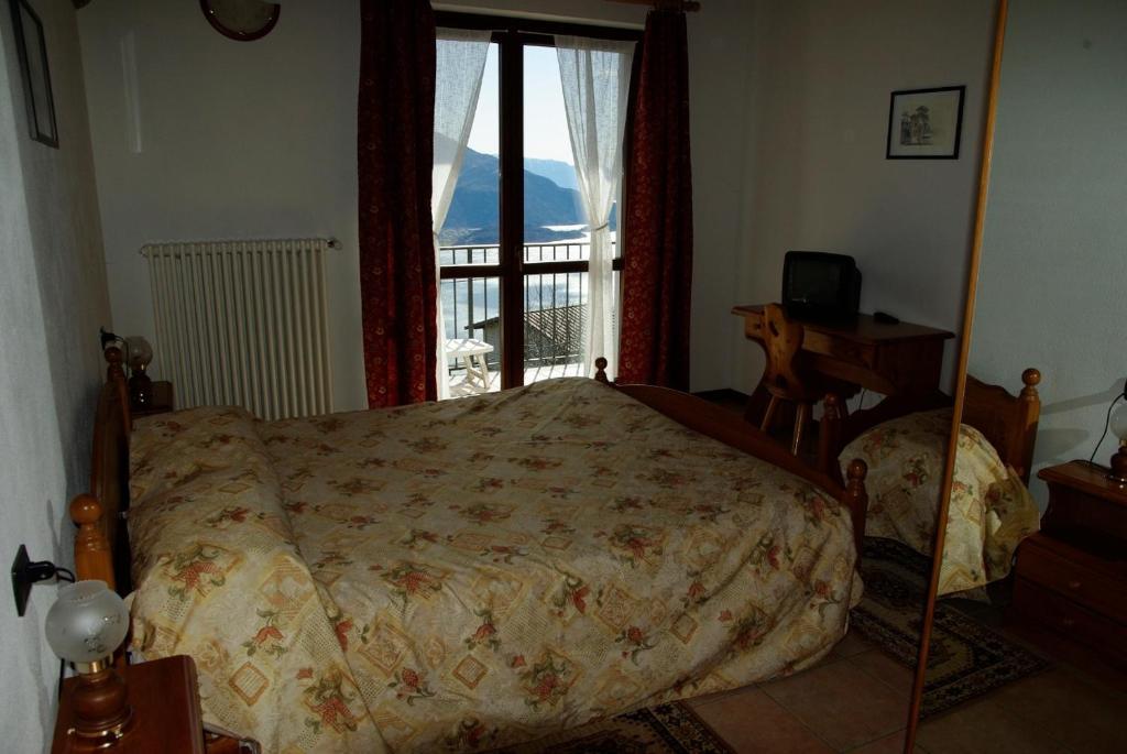 Hotel Tamola Sorico Chambre photo